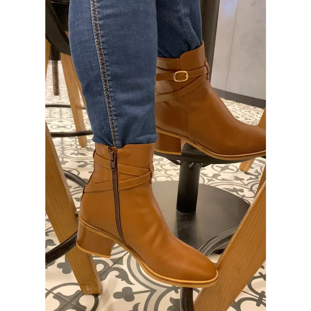 Aubrey - belted ankle boots