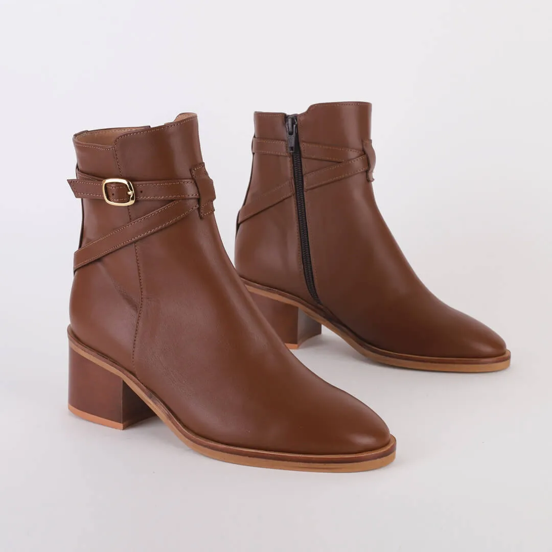 Aubrey - belted ankle boots