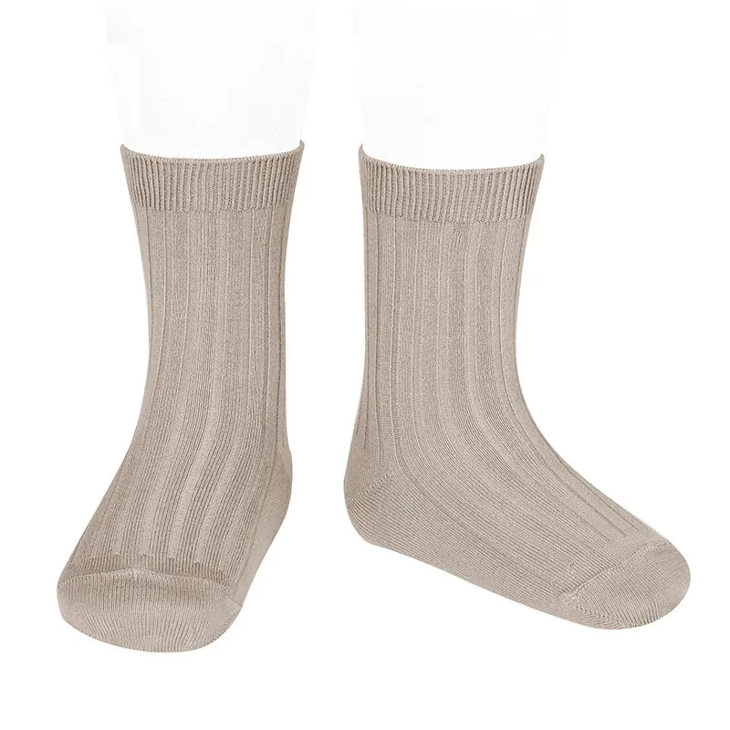 Basic Ribbed Socks