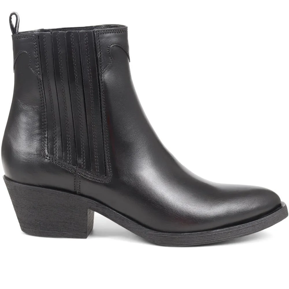 DELANNA Leather Ankle Boots - DELANNA / 324 254