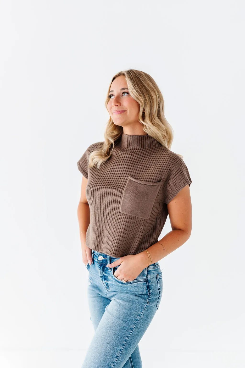 Rainee Sweater Top in Mocha